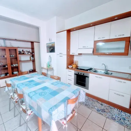 Apartment Puzzle Al Mare
